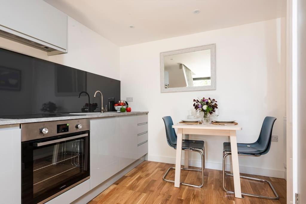 The Studio, Rosebud. 5 Minutes Walk To Beach. Uny Lelant Exterior foto